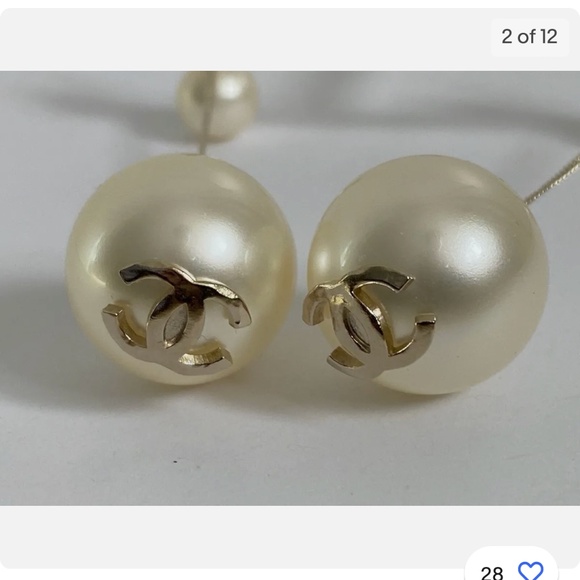 Authentic Chanel earrings! Limited edition - Picture 1 of 4